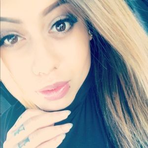 Meet your Posher, Victoria